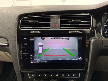 2019 Volkswagen Golf - thumbnail 30