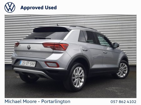 2025 Volkswagen T-Roc - thumbnail 15