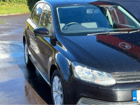 2016 Volkswagen Polo 1.2 TSI Automatic DSG high spec €13,495 thumbnail