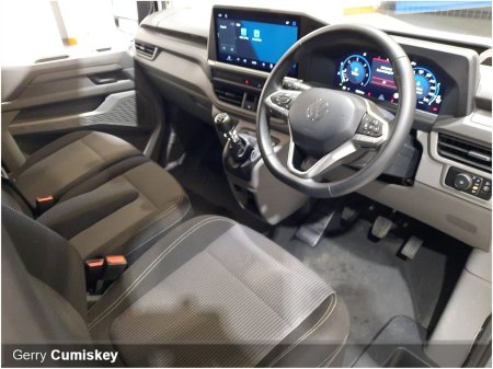 2025 Volkswagen Transporter TRENDLINE LWB 30 110BHP €28,850 thumbnail