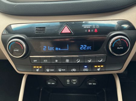 2018 Hyundai Tucson EXECUTIVE 1.7 5DR €17,950 thumbnail