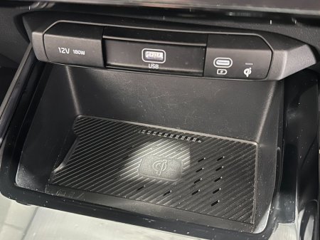 2024 Kia Niro Self Charging Hybrid HEV €28,400 thumbnail