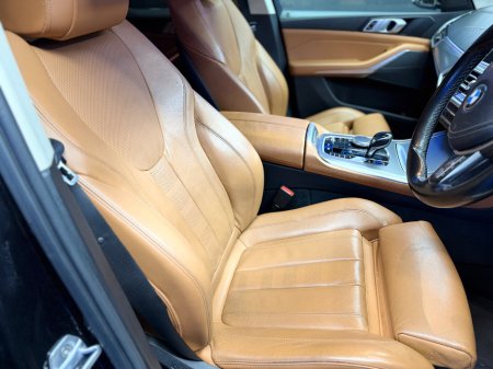 2019 BMW X5  €40,000 thumbnail