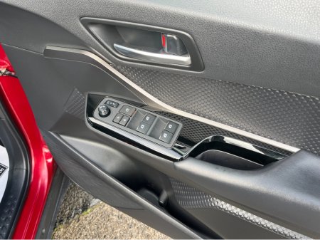 2019 Toyota C-HR - thumbnail 13