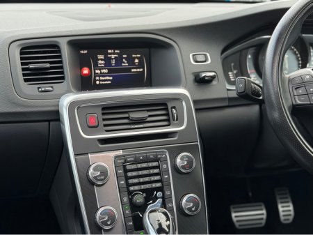 2017 Volvo V60 - thumbnail 22