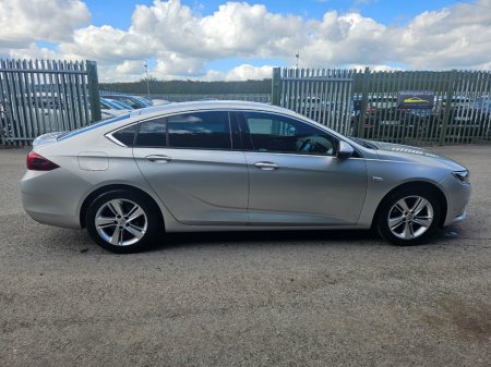 2018 Opel Insignia - thumbnail 4