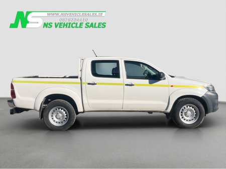 2016 Toyota Hilux - thumbnail 7