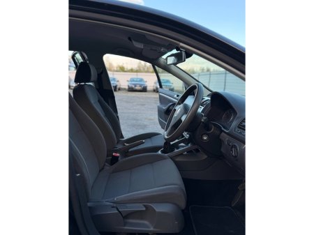 2008 Volkswagen Golf - thumbnail 39