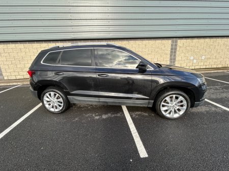 2020 Skoda Karoq 1.6 TDI SE  AUTO **HIGH SPEC ** HALF LEATHER ** APPLE / ANDROID CARPLAY ** STUNNING EXAMPLE ** €22,995 thumbnail