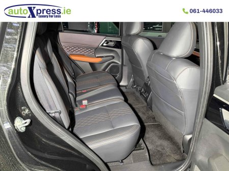 2023 Mitsubishi Outlander - thumbnail 12