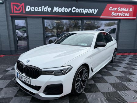 2021 BMW 5 Series - thumbnail 2