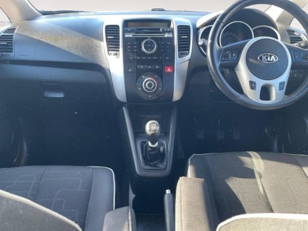 2014 Kia Venga - thumbnail 11