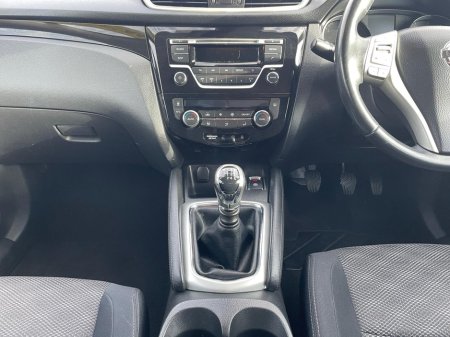 2015 Nissan Qashqai - thumbnail 10