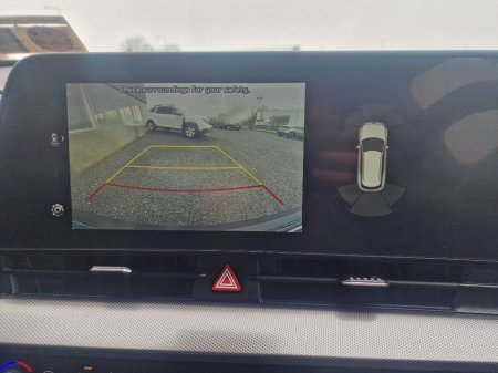 2022 Kia Sportage - thumbnail 13