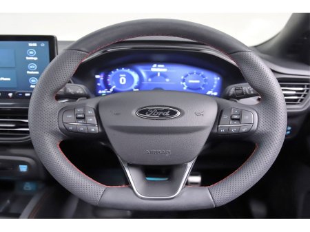 2023 Ford Focus 1.0 TITANIUM 125BHP MHEV *VERY LOW MILEAGE*FULL LEATHER*EL.PAN ROOF* thumbnail