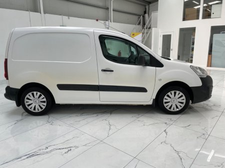 2019 Citroen Berlingo  €9,995 thumbnail