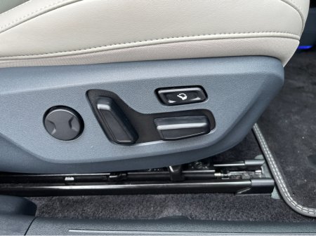 2023 Kia EV6 EARTH EV //HIGH SPEC//LEATHER ELECTRIC HEATED SEATS//HEATED STEERING WHEEL//REVERSE CAMERA//SAT NAV// €27,950 thumbnail