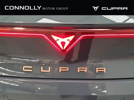 2025 Cupra Leon 2.0TDI 150hp DSG €38,945 thumbnail