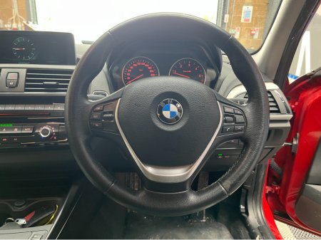 2017 BMW 1 Series - thumbnail 7