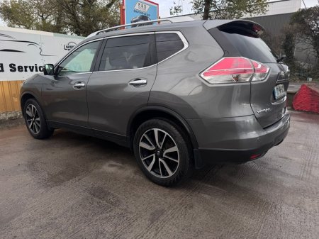 2017 Nissan X-Trail - thumbnail 10