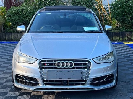 2015 Audi S3 QUATTRO 2.0 TFSI AUTO // OPENING PAN ROOF // LEATHER HEATED POWERED SPORT SEATS // 300 BHP €23,900 thumbnail