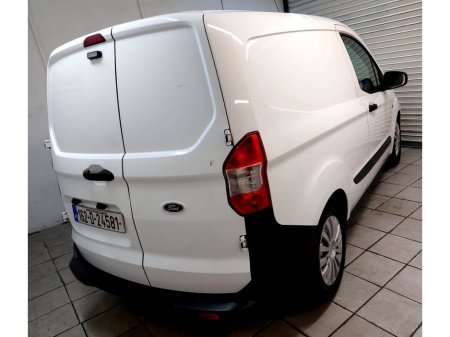 2016 Ford Transit Courier 1.6 TDCI   75BHP  VAN : One Owner ; New D.O.E. €6,950 thumbnail