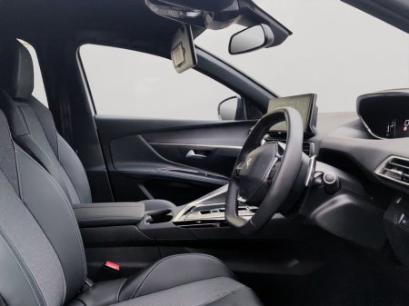 2025 Peugeot 5008 - thumbnail 7