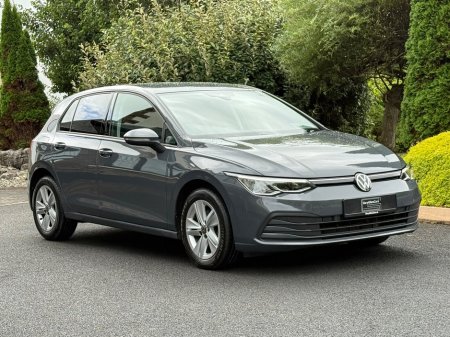 2022 Volkswagen Golf 