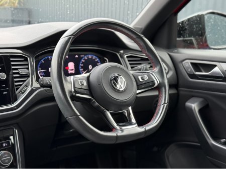 2020 Volkswagen T-Roc HIGHLINE PREMIUM SPORT - 2.0L DIESEL - AUTO - 12M WARRANTY - CAR: 1688 €21,950 thumbnail