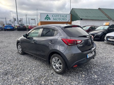 2014 Mazda Demio - thumbnail 3