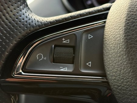 2016 Skoda Octavia - thumbnail 18