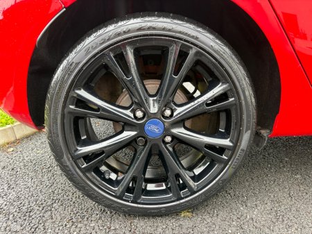 2016 Ford Fiesta - thumbnail 4