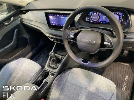 2025 Skoda Octavia - thumbnail 7