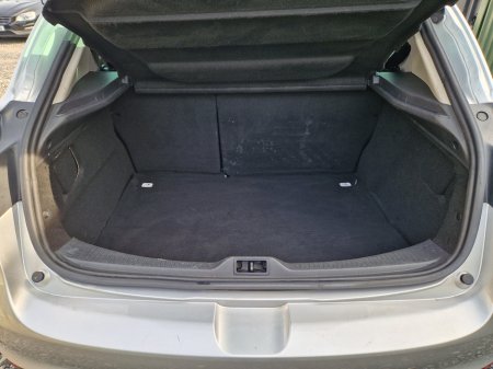 2016 Renault Megane - thumbnail 17