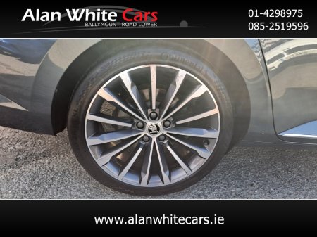 2022 Skoda Superb - thumbnail 37