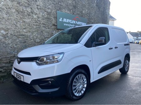 2023 Toyota Proace City City Icon L1 HDi 100 €16,495