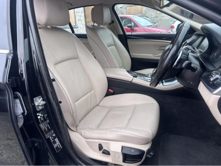 2012 BMW 5 Series - thumbnail 12