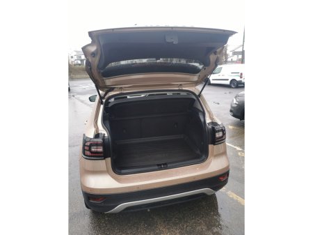 2019 Volkswagen T-Cross LIFE 1.0 TSI MANUAL 5SPEED 95BHP 5DR €22,000