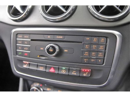 2016 Mercedes-Benz GLA Class GLA 180 *HALF LEATHER*REVERSE CAM*PARK SENSORS* €18,890 thumbnail