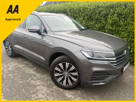 2019 Volkswagen Touareg - thumbnail 8