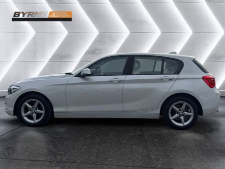 2017 BMW 1 Series - thumbnail 2