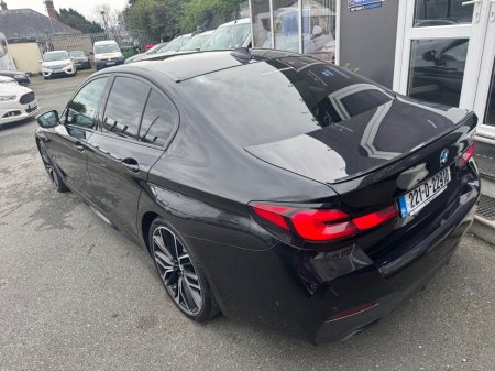 2022 BMW 5 Series - thumbnail 4