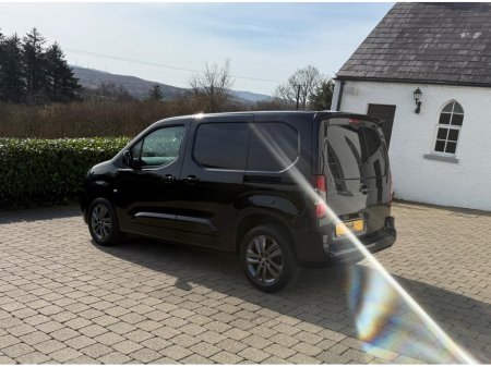 2019 Peugeot Partner - thumbnail 3