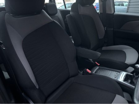 2014 Citroen Grand C4 Picasso 1.6 E-HDI VTR+ AIRDREAM €7,495 thumbnail