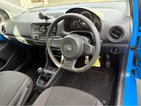 2015 Volkswagen up! TAKE 1.0 MANUAL 5SPEED 5DR 75HP €7,500 thumbnail