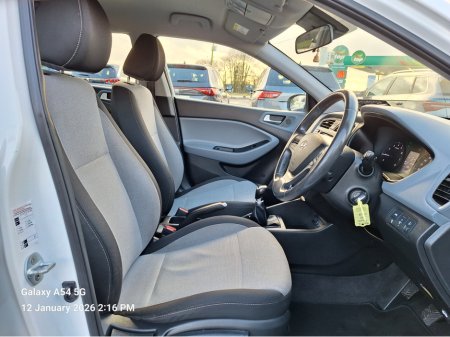 2016 Hyundai i20 1.2 Petrol DELUXE €7,450 thumbnail