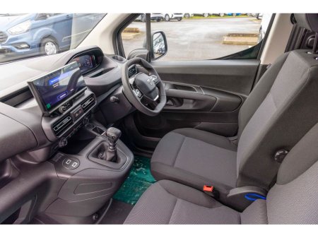 2026 Peugeot Partner 2026 Pre Reg offer PARTNER PROF PLUS 1.5 HDI 100 €23,450 thumbnail