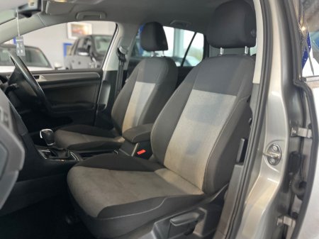 2016 Volkswagen Golf - thumbnail 9