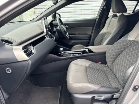 2022 Toyota C-HR - photo 6