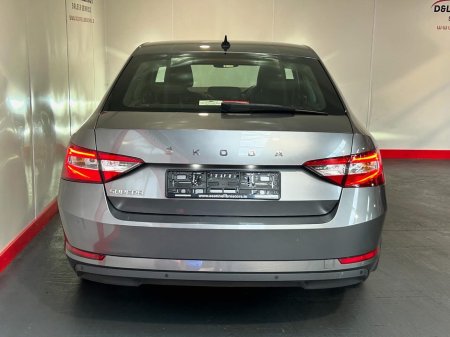 2022 Skoda Superb AMBITION 2.0 TDI 150HP 5DR €19,950 thumbnail